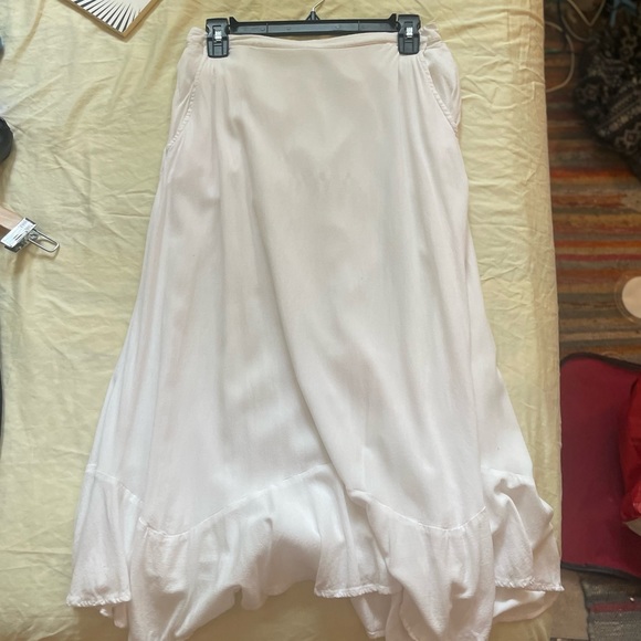COPY - White Hinge Midi Skirt Size S - Picture 11 of 14